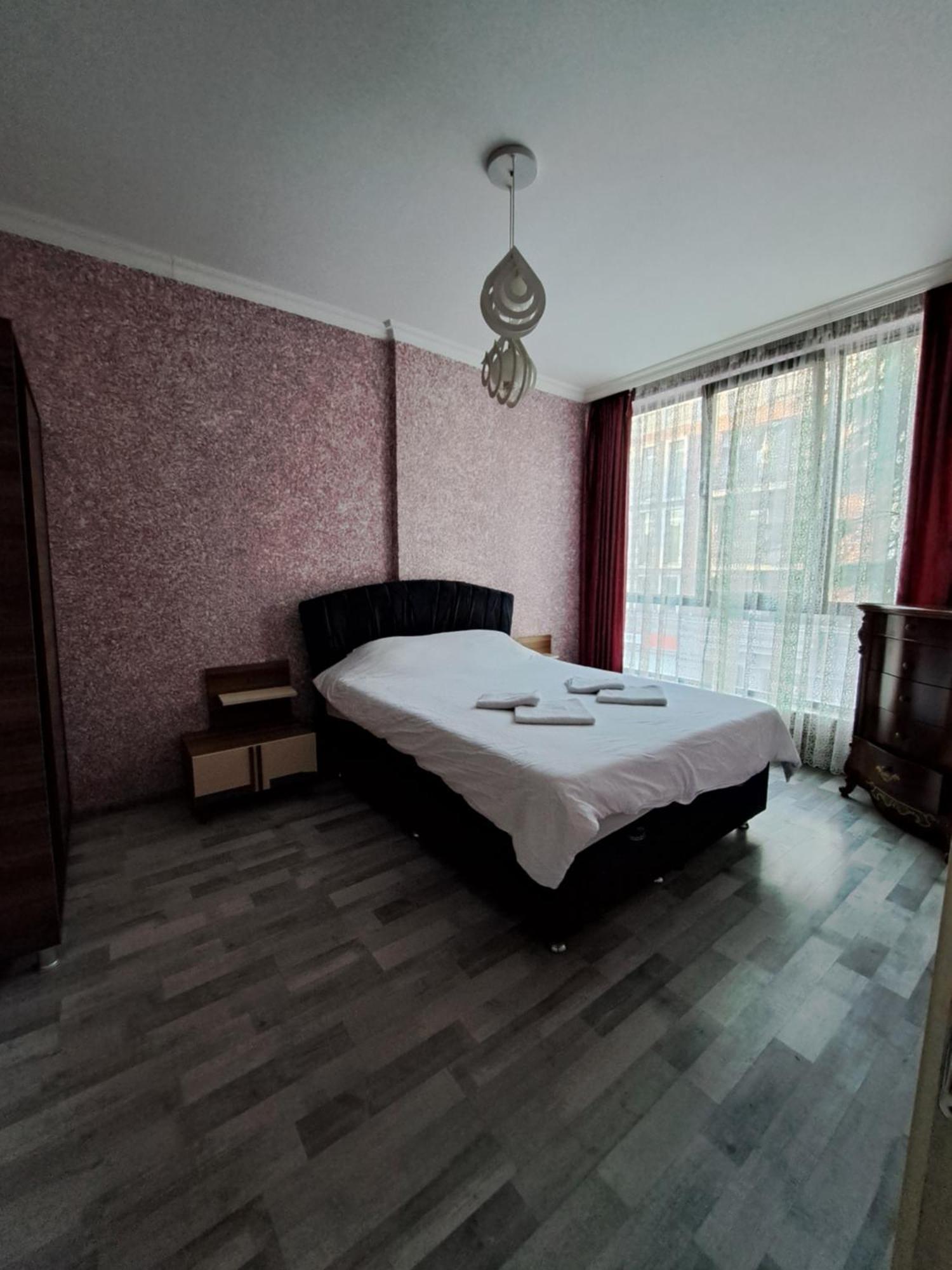 Karvi Hostel & Suites バトゥーミ エクステリア 写真